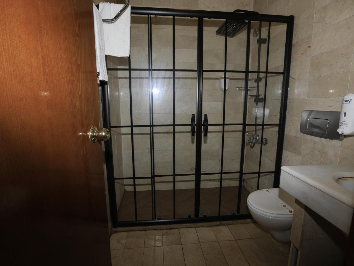 Nil Hotel Istanbul City Center Bagian luar foto