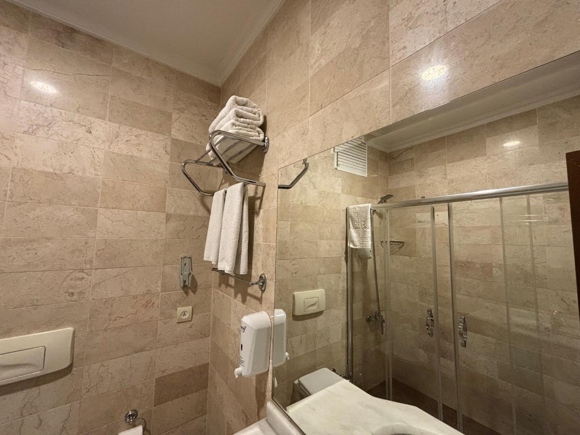Nil Hotel Istanbul City Center Bagian luar foto
