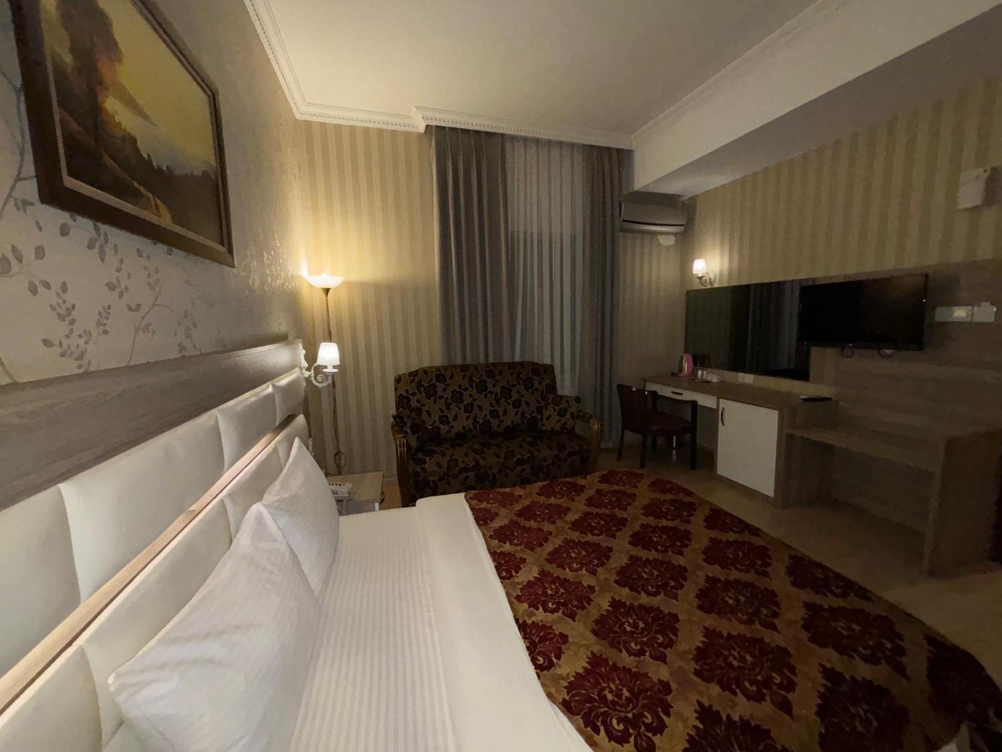 Nil Hotel Istanbul City Center Bagian luar foto